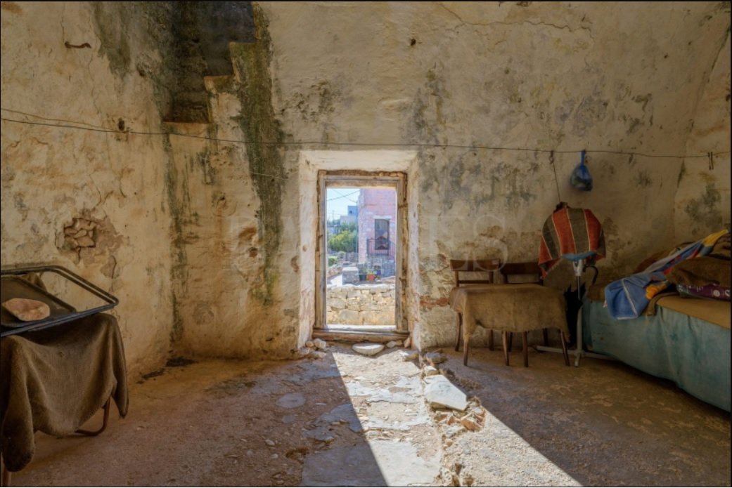 ΠΥΡΓΟΣ ΣΤΗΝ ΜΑΝΗ